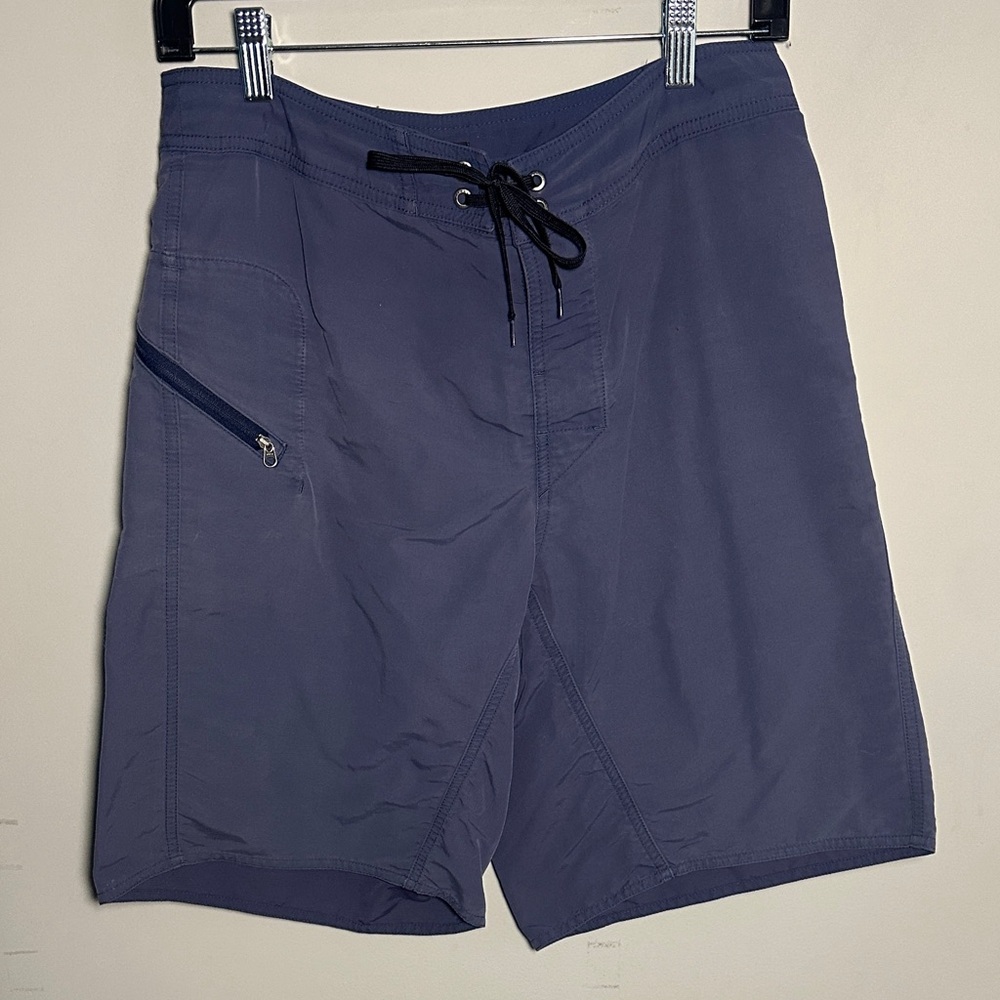 Patagonia Men's Blue board Shorts with drawstrings